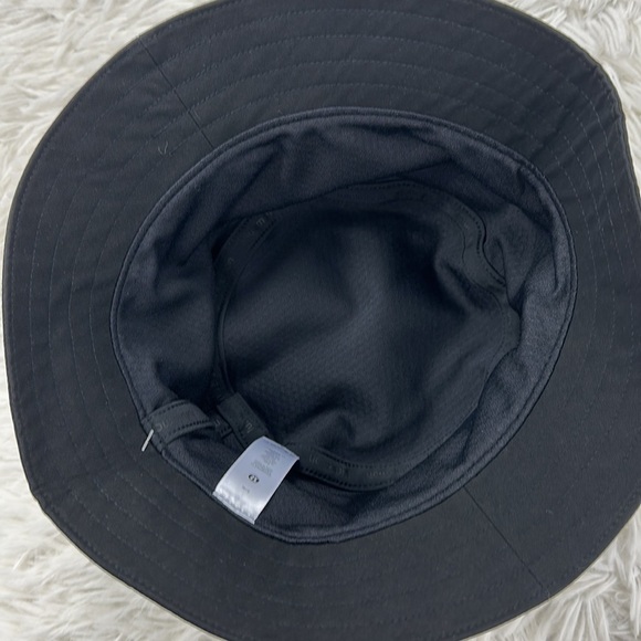 NWT Lululemon On My Level Bucket Hat Black - Picture 6 of 6